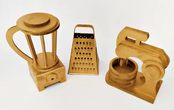 Decoração para chá de cozinha tema rústico. Kit em MDF Decoração miniatura. Batedeira, liquidificador e ralador. disponível na elo7/lembrancinhasdefesta/mdf