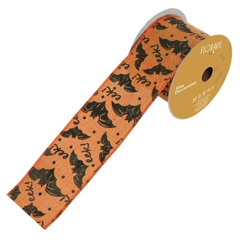 Fita decorativa de Halloween em algodão laranja com estampa de morcegos pretos para decoração temática.