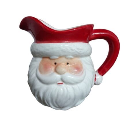 Jarra natalina em cerâmica com rosto do Papai Noel, acabamento em alto-relevo e alça vermelha para decoração da cozinha.