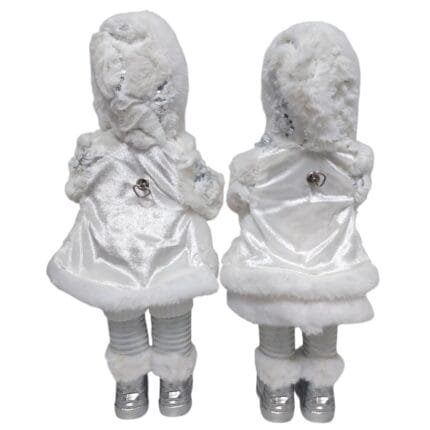 Casal de crianças decorativas natalinas com movimento, toque musical por chave de corda e acabamento luxuoso em tecido de alta qualidade.